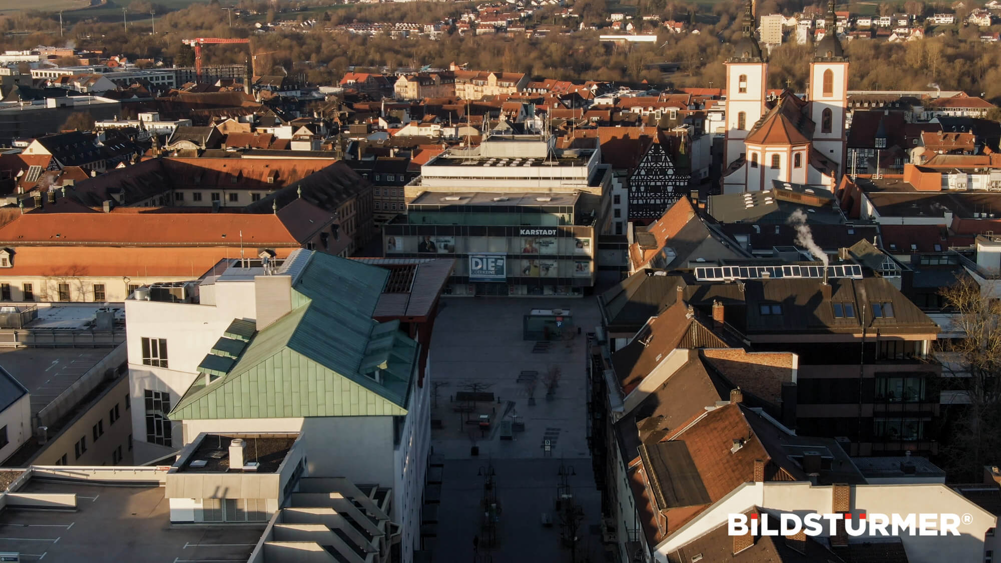 Luftaufnahmen Drohnenaufnahme Fulda Stadt Corona Karstadt