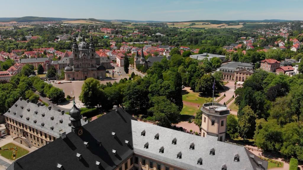 Fulda im Sommer - Luftaufnahmen - Aerial - Stockfootage