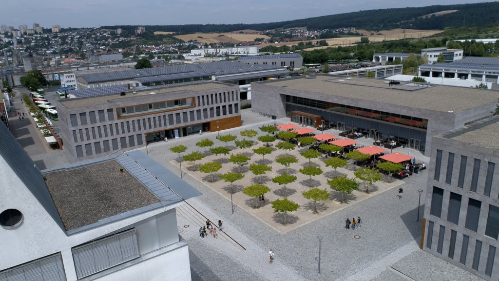 Hochschule Fulda - Luftaufnahmen- Aerial - Stockfootage